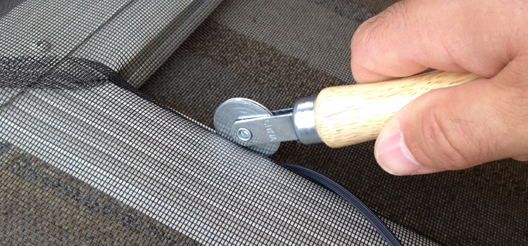 metal screen door repair in Carson